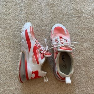 Nike Women’s Air Max Nike React 270